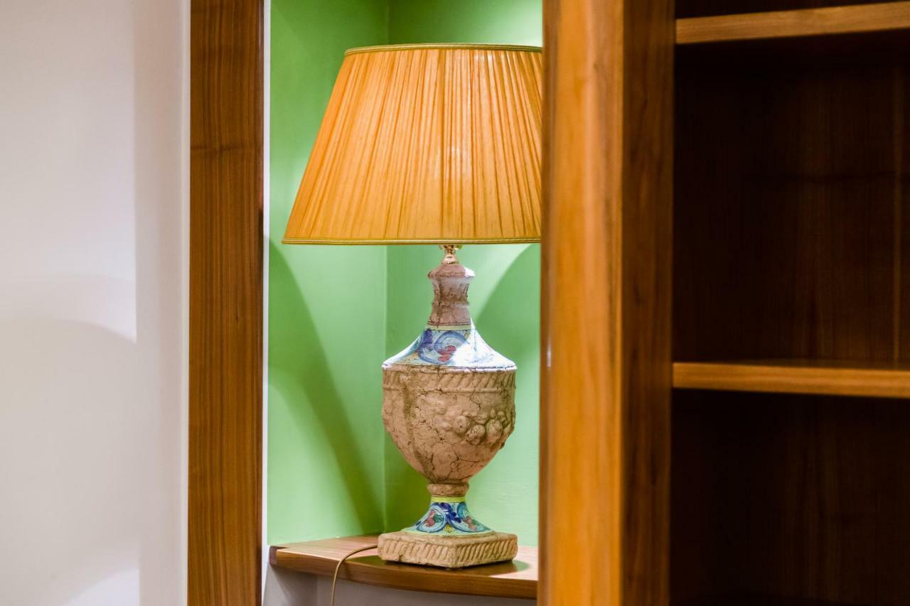 Pantheon Antique Suite Rom Exterior foto